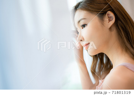 女性 女 女の子 71801319