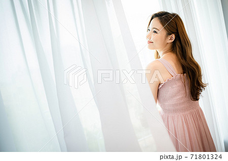 女性 女 女の子 71801324