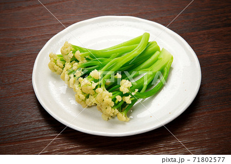 茹でたスティックカリフラワー 茹でたスティックカリフラワー 71802577