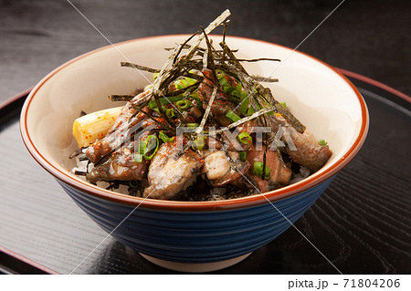 やきとり丼 71804206