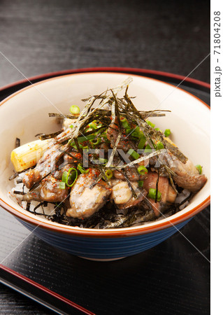 やきとり丼 71804208