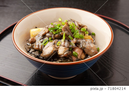 やきとり丼 71804214