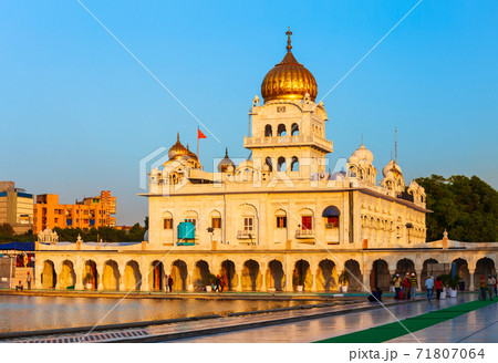Gurudwara or Gurdwara Bangla Sahib, Delhi 71807064