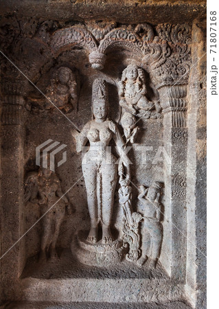 Relief carvings at Kailash Temple, Ellora Relief carvings at Kailash Temple, Ellora 71807168