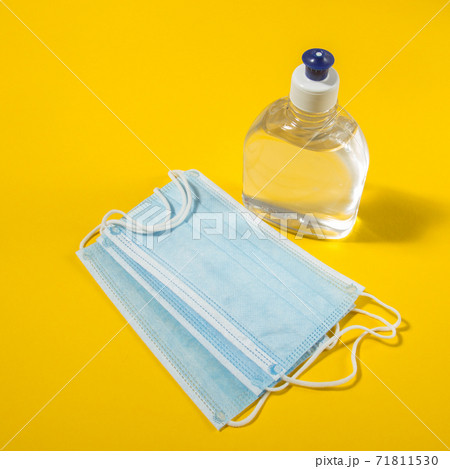 Alcohol gel hand sanitizer and disposable hygienic mask 71811530