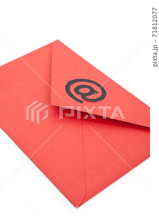 E-Mail E-Mail 71812077