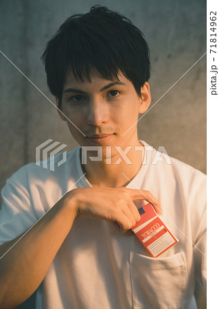 タバコ タバコ 71814962