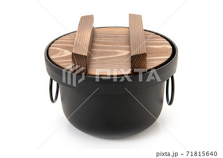 炊飯用の鉄釜 71815640