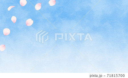 桜の花びら舞う空のグラデーション背景 横長のイラスト素材