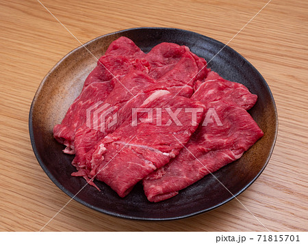 牛肉 肩ロース薄切り 牛肉 肩ロース薄切り 71815701