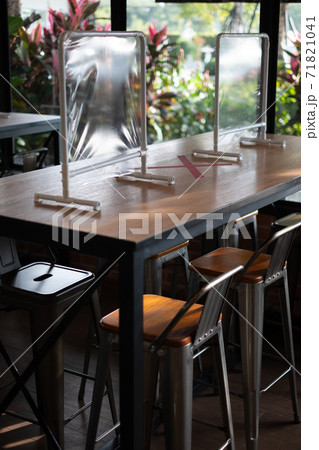 corona virus protection Social distancing in coffee shop Social distancing rules in corona virus protection Social distancing in coffee shop Social distancing rules in 71821041