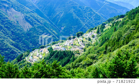 遠山郷：下栗の里 71821922