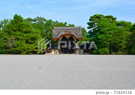 京都御所　建春門 71824138