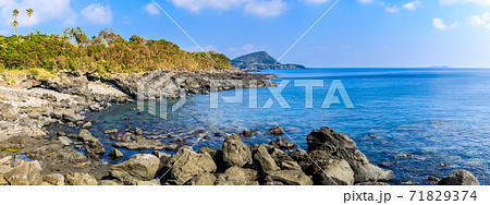 鐙瀬(あぶんぜ)溶岩海岸　パノラマ　【長崎県五島市】 71829374