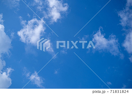 気持ちいい青い空 気持ちいい青い空 71831824