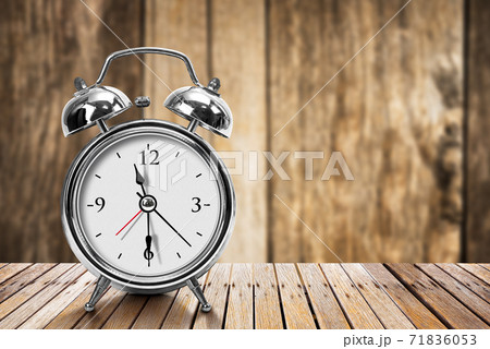 Modern alarm clock 71836053