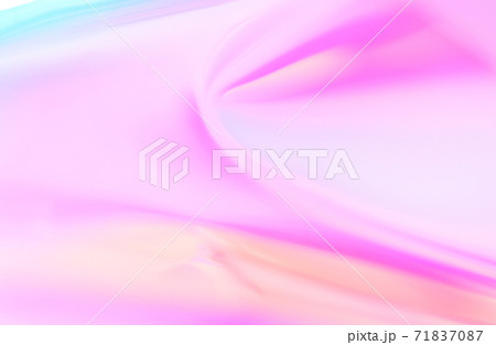 赤色系抽象的背景 ピンク色の緩やかなライン 赤色系抽象的背景 ピンク色の緩やかなライン 71837087