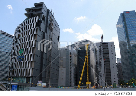 建設工事中の阪神百貨店梅田本店 建設工事中の阪神百貨店梅田本店 71837853