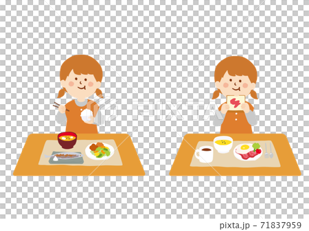 食事をする女の子 食事をする女の子 71837959