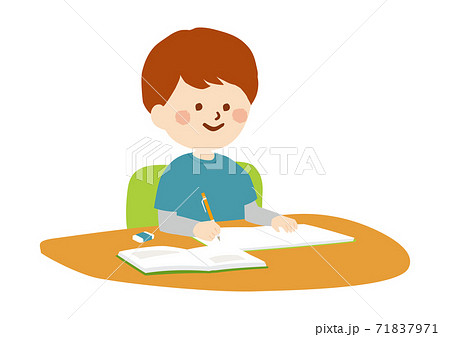 勉強をする男の子 71837971
