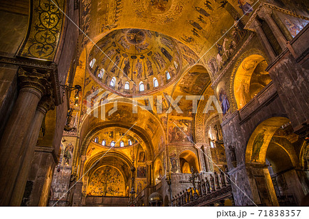 Views of streets and canals in Venice Italy 71838357