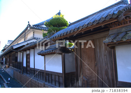 【重要伝統的建造物群保存地区】矢掛宿の本陣石井家の御成門　岡山県小田郡矢掛町 71838394