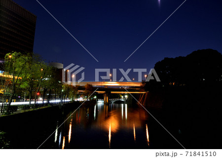 竹橋ジャンクションの夜景 71841510