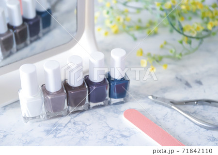 セルフネイル　ネイルケア 71842110