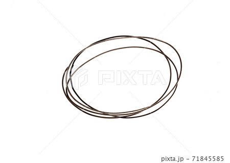 Black color line handdrawing as circle shape on white background Black color line handdrawing as circle shape on white background 71845585