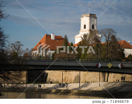 Castle and Bridge in Gyor, Hungary Castle and Bridge in Gyor, Hungary 71846679