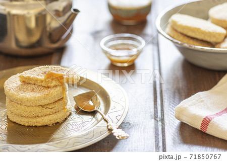 Moroccan Harcha Semolina pan fried. Moroccan Harcha Semolina pan fried. 71850767