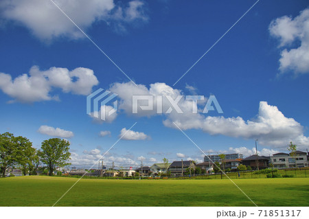 【町田市】鶴間公園の運動広場 71851317