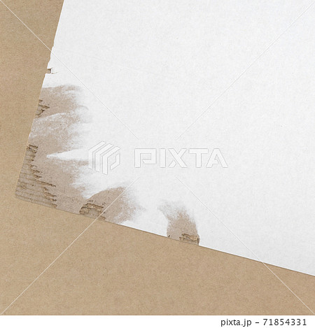 ボール紙のテクスチャで作った背景 - 複数のバリエーションがあります 71854331