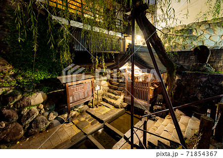 郡上八幡 宗祇水 夜景 郡上八幡 宗祇水 夜景 71854367