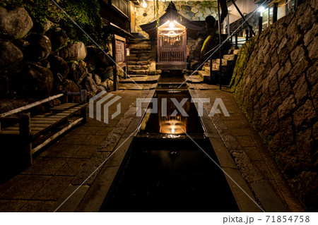 郡上八幡 宗祇水 夜景 郡上八幡 宗祇水 夜景 71854758
