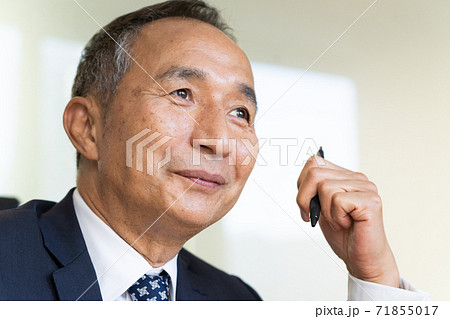 ミドル〜シニアの社長、経営者イメージ 71855017