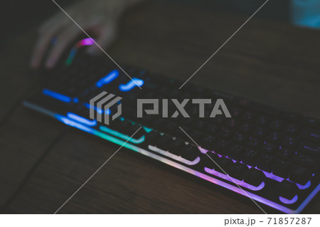 ゲーミングキーボード ゲーミングキーボード 71857287