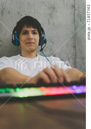 オンラインゲーム オンラインゲーム 71857363