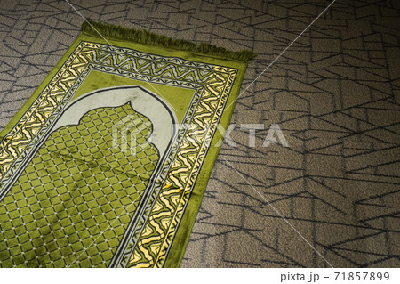 イスラム教の祈祷室 71857899