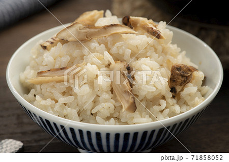 松茸ご飯 おいしい松茸料理 71858052