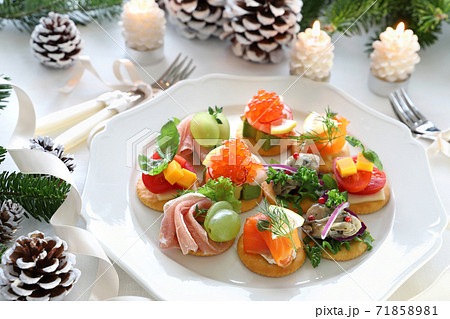 クリスマス　カナッペ盛り合わせ 71858981