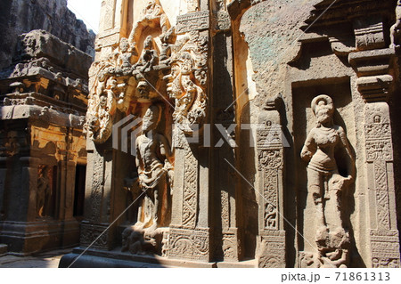 インド紀行　その2011　：　感動のエローラ石窟寺院　その2011 71861313