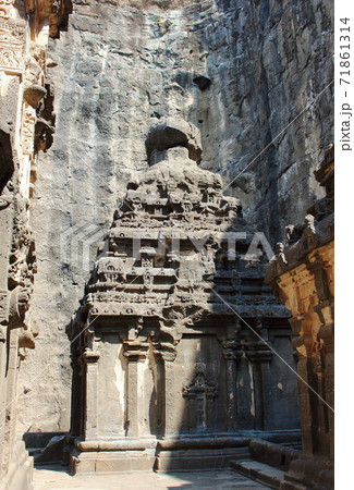 インド紀行　その2011　：　感動のエローラ石窟寺院　その2011 71861314