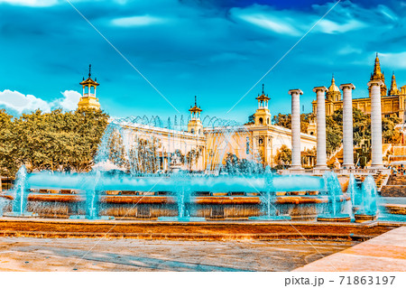 Fountain of Montjuic and Plaza de Espanya. Barcelona Fountain of Montjuic and Plaza de Espanya. Barcelona 71863197