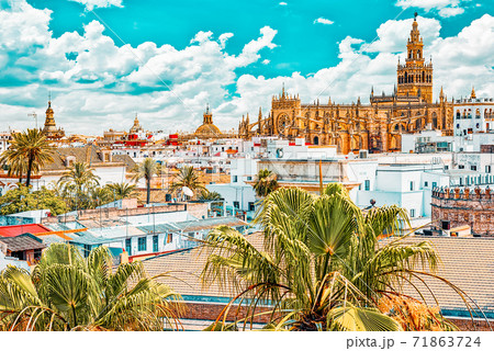 View from Tower of Gold  on  Roman Catholic cathedral in Seville 71863724