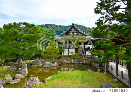 高台寺 観月台と開山堂 高台寺 観月台と開山堂 71865680