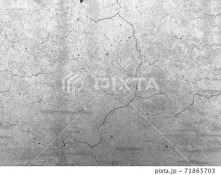 コンクリートのひび割れ コンクリートのひび割れ 71865703