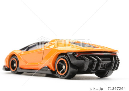 自動車イメージ 71867264