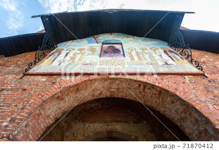 Ancient Orthodox icon on the Pyatnitskaya Tower Ancient Orthodox icon on the Pyatnitskaya Tower 71870412