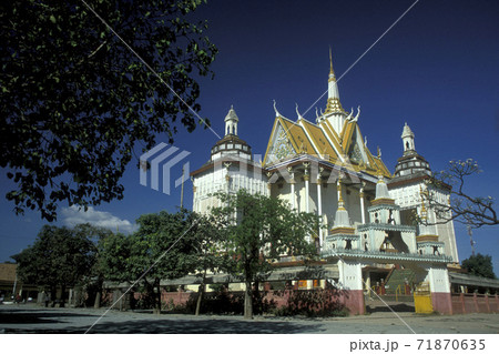 CAMBODIA PHNOM PENH ROYAL PALACE CAMBODIA PHNOM PENH ROYAL PALACE 71870635